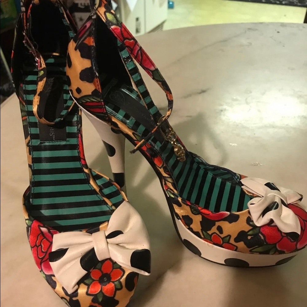 Just Fab heels size 8